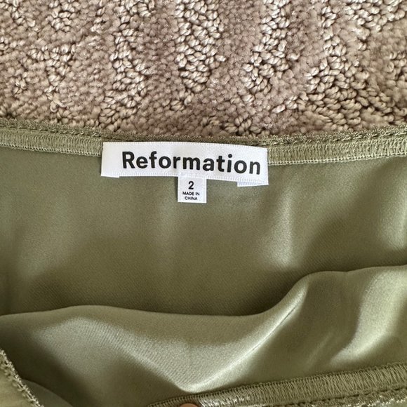 ❌SOLD❌ NWOT Reformation Layla Silk Skirt - Picture 9 of 12